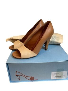 Vintage Lanvin Two-Tone Leather Brown & Cream Peep-Toe Pumps 5 1/2 quiet Luxury
